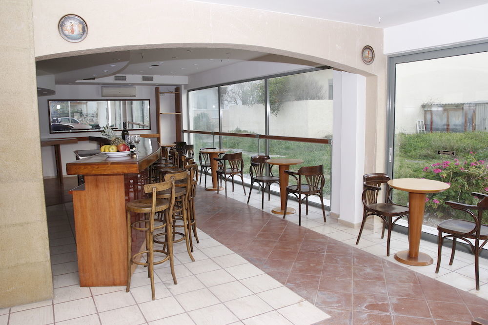 Athina Inn Hersonissos  Exterior foto